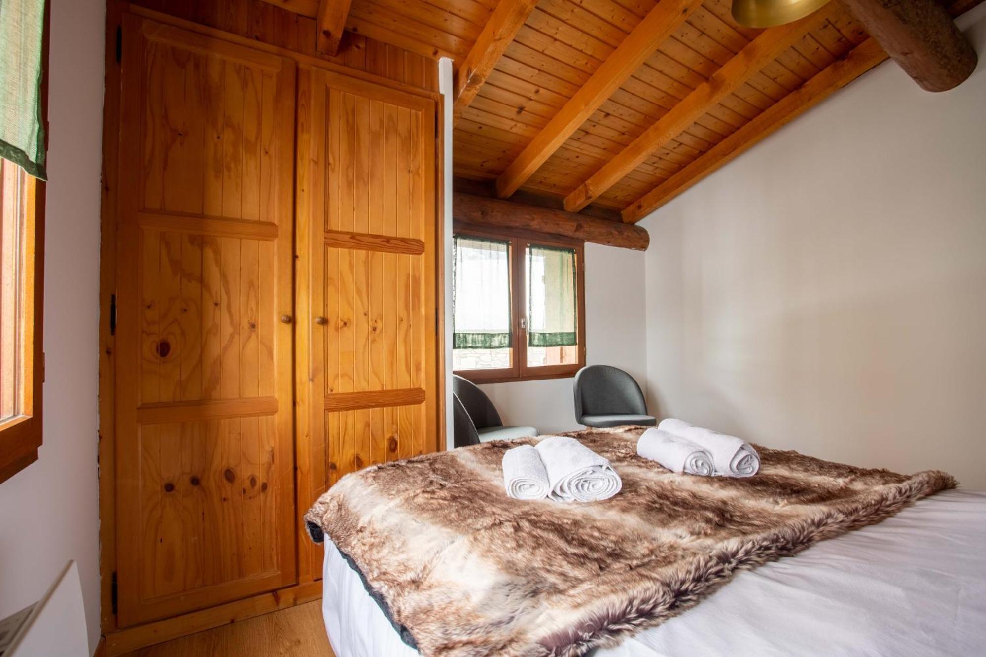 Le Petit Paradis, Chalet Au Coeur Des 3 Vallees Saint-Marcel  Exterior photo
